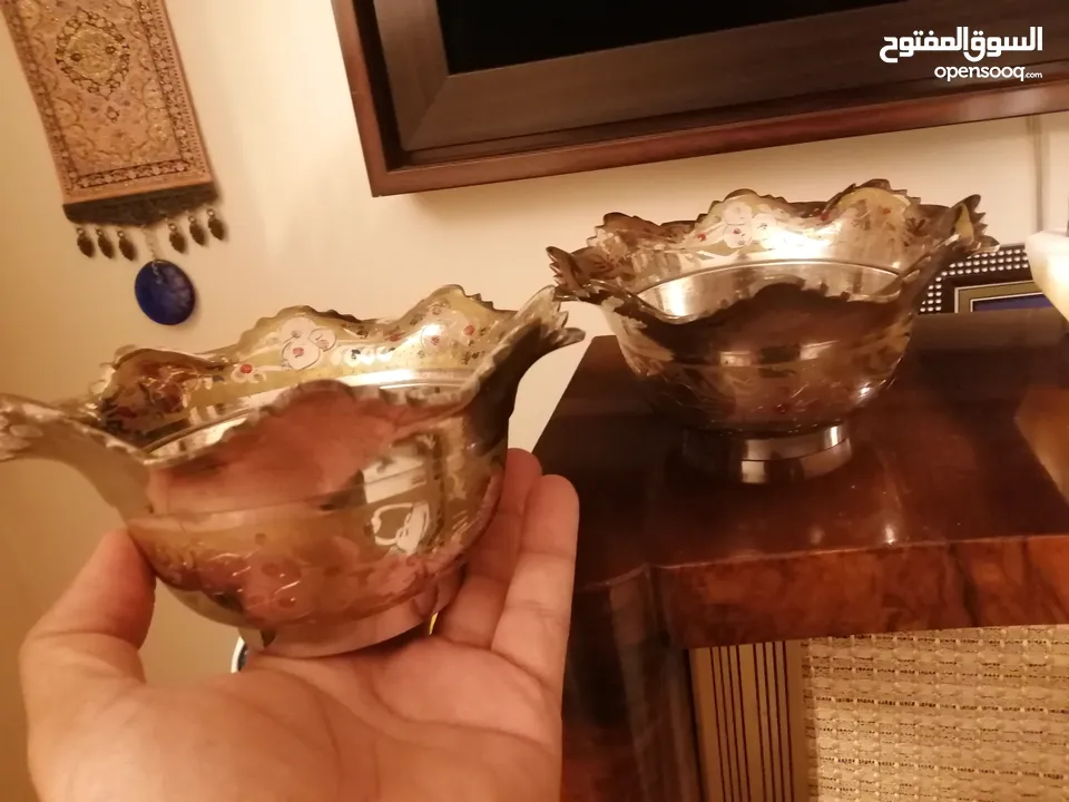 مقتنيات انتيك للبيع للمهتمين فقط سيتم الرد على الواتس اب