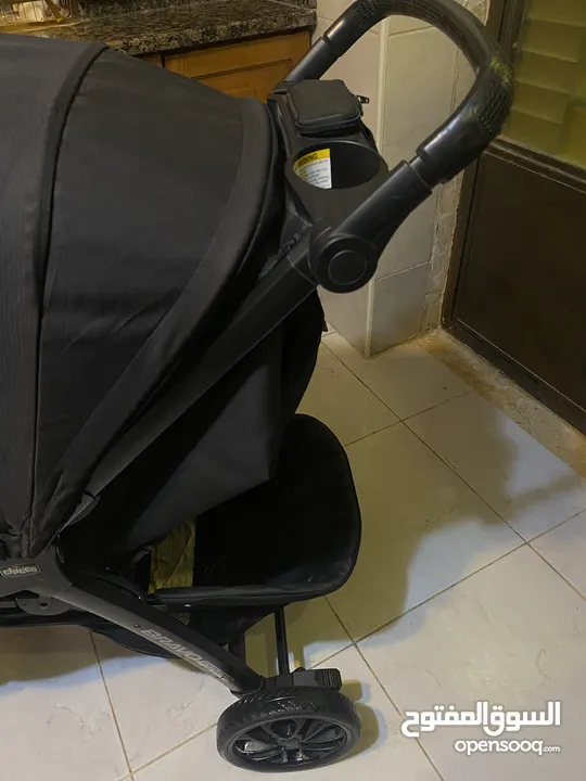 عرباي شيكو بحالة جيدة لون اسود