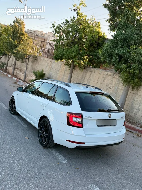 سكودا اوكتافيا للبيع