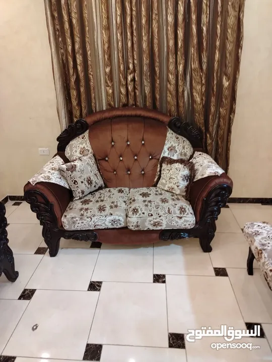 طقم كنب زان مصري بحال الوكالة  استخدام اشهر .