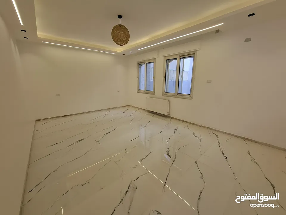 فيلا غير مفروشة للأيجار  ( Property 40922 ) سنوي فقط