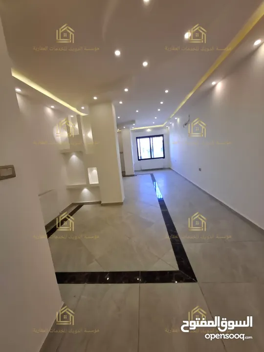شقة سوبر ديلوكس - دابوق - 3نوم 1ماستر - 220م - ارضية مع حديقة - منطقة هادئة ومميزة