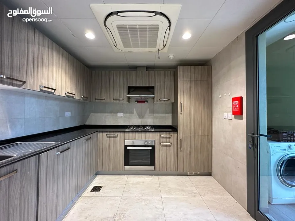 1 BR Large Flat in Muscat Hills for Sale – Freehold Ready