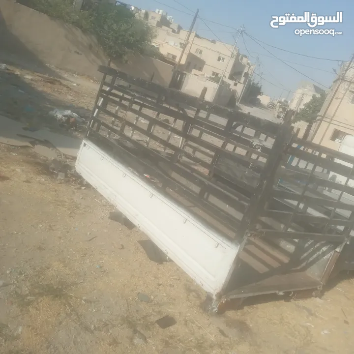 حوض مع صندوق للبيع