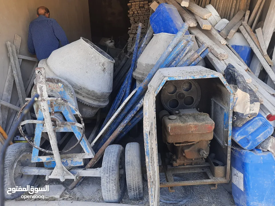 جكات طوبار خشب طوبار  خلاطة باطون رجاج باطون زوايا طوبار  كلبسات طوبار ملازم طوبار ونش صرصور