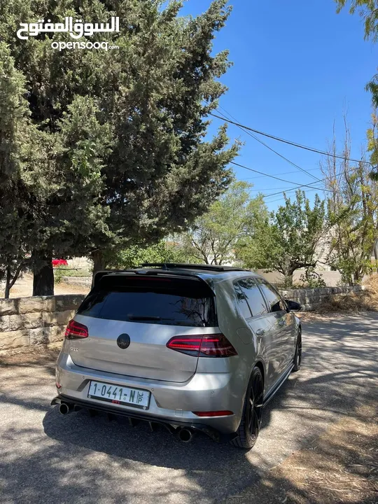 Golf gti mk7.5 للبيع كاش