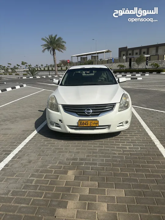 Nissan Altima 2011