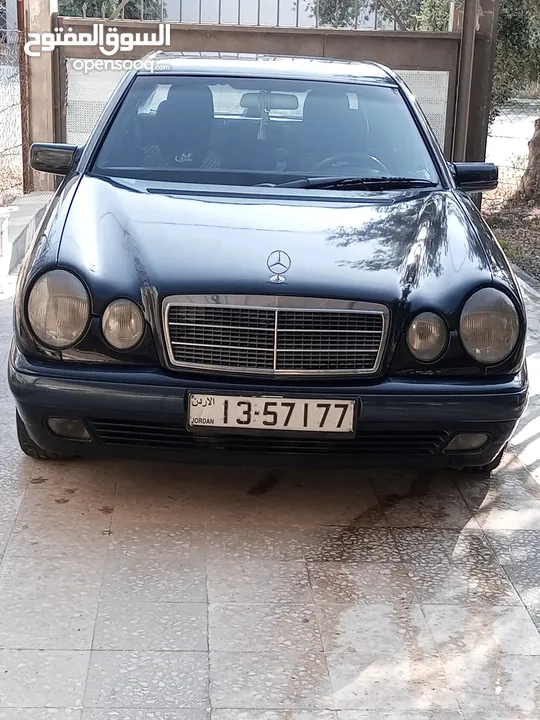 مرسيدس E200 موديل 1999 للبيع