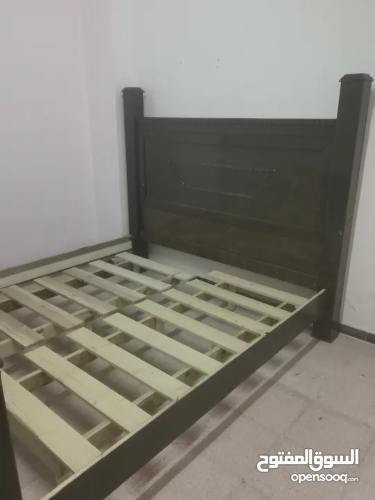 سرير مجوز بحاله جده جدا