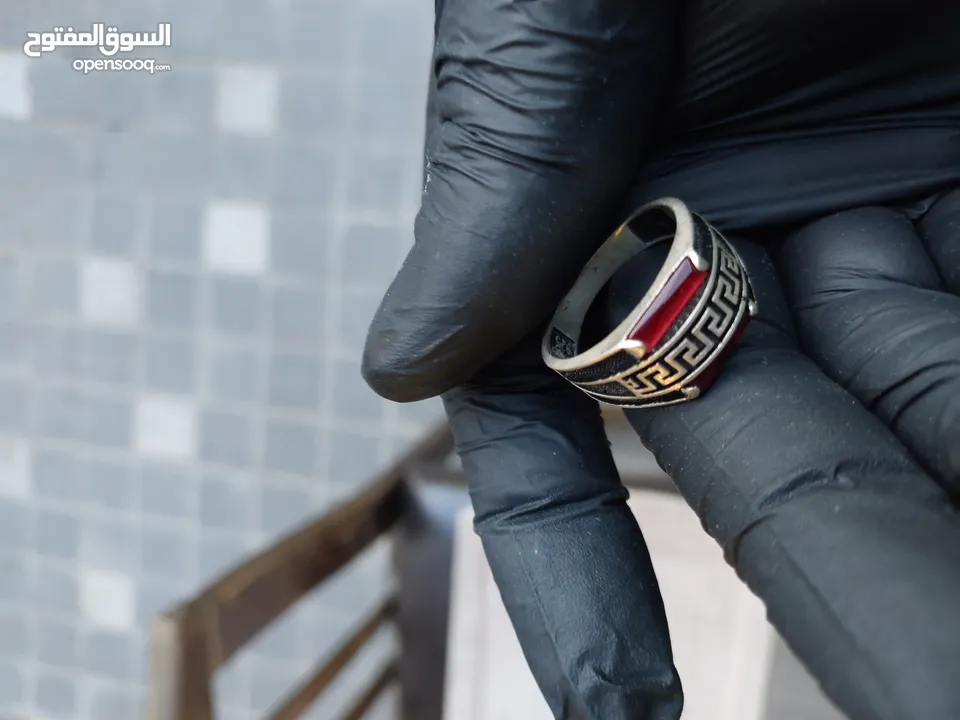 فضيات و احجار كريمه