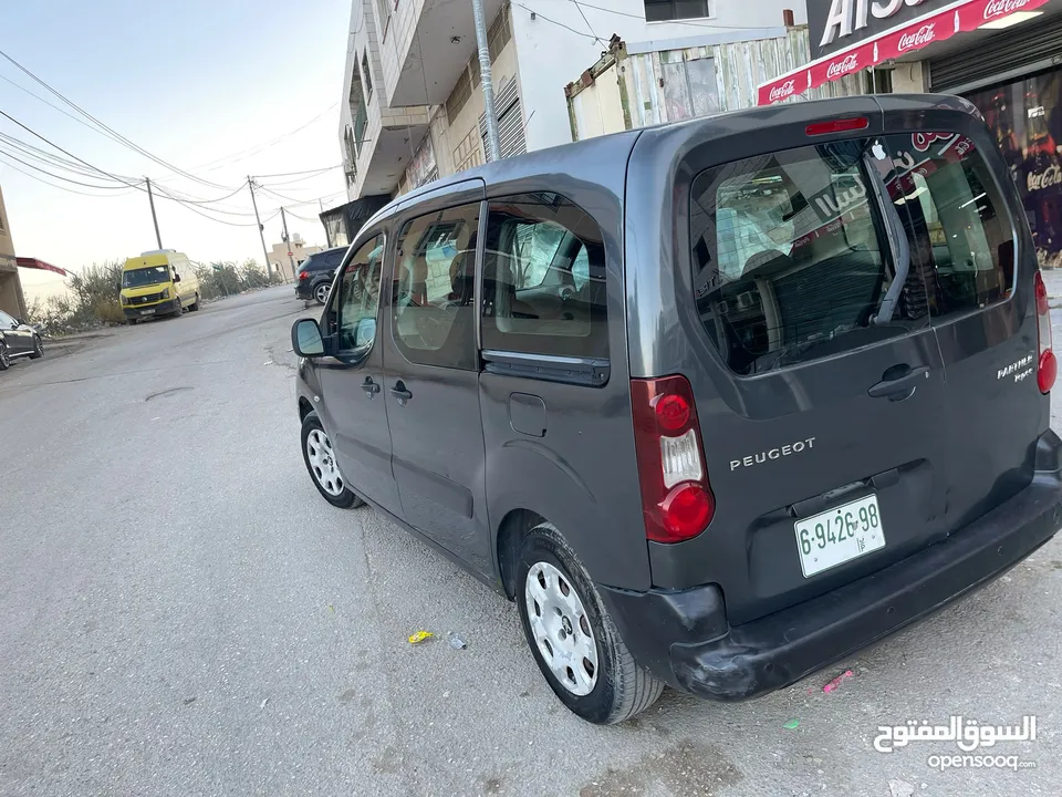 بيجو بارتنر 2017 للبيع