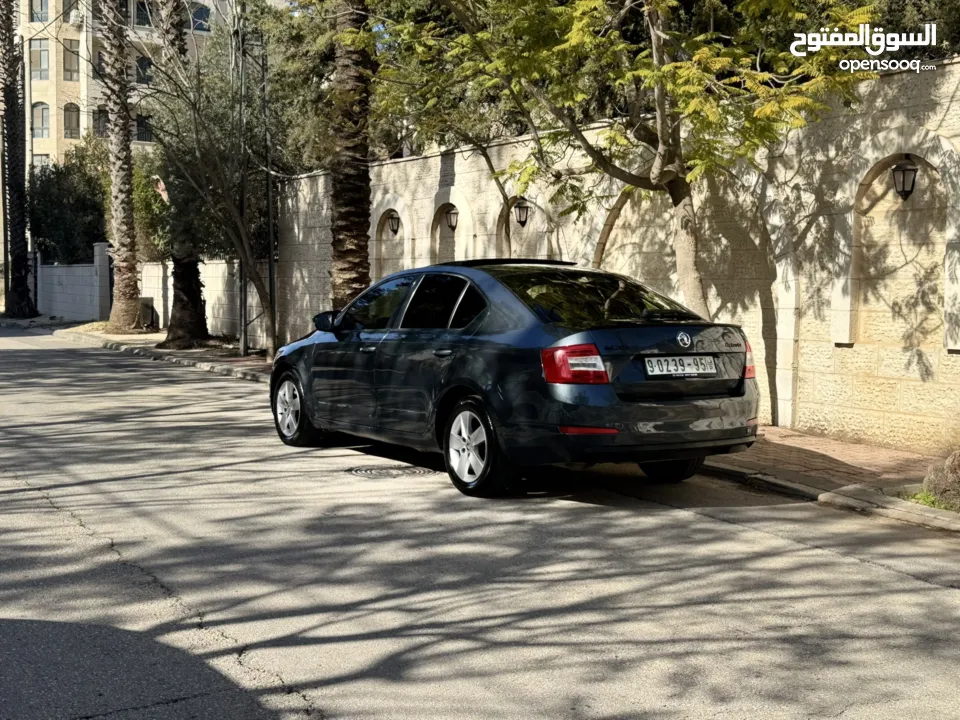 سكودا اوكتافيا 1400 بنزين