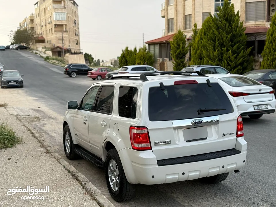 فورد اسكيب هايبرد ليميتد  فحص كامل فل كامل مع فتحة مستخدم واحد فقط
