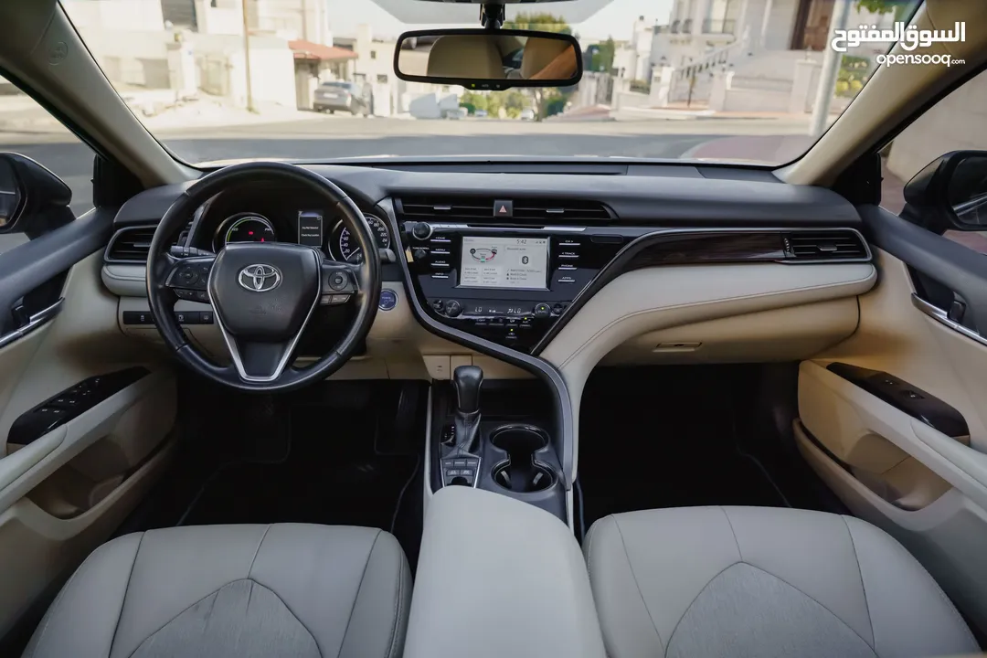 Toyota Camry GLE Hybrid 2019  تويوتا كامري GLE هايبرد  فل كامل مع فتحه