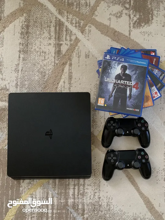 PS4 SLIM  بليستيشن 4