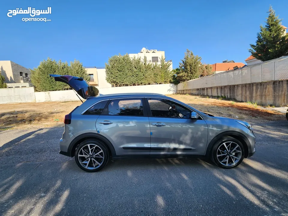 كيا نيرو 2020 هايبرد وارد كوري ماشية 24700 كم