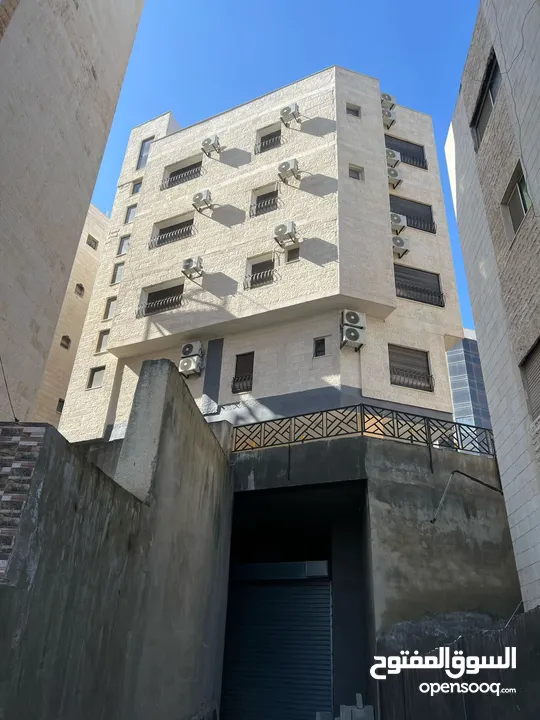 عماره للبيع في شارع الجامعه