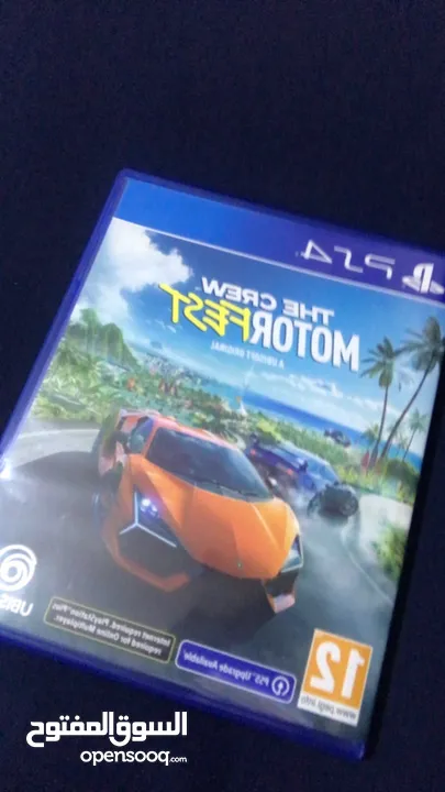سيدي the crew  و Fifa 22 للبيع بنظاف جدًا