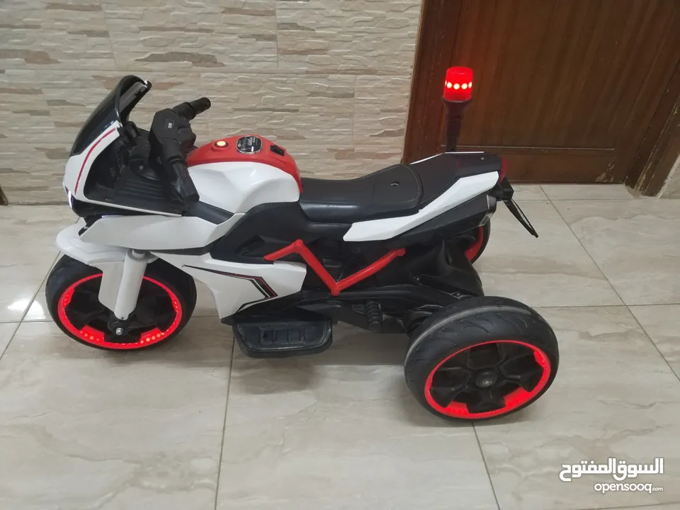 دراجه أطفال بحالة ممتازه