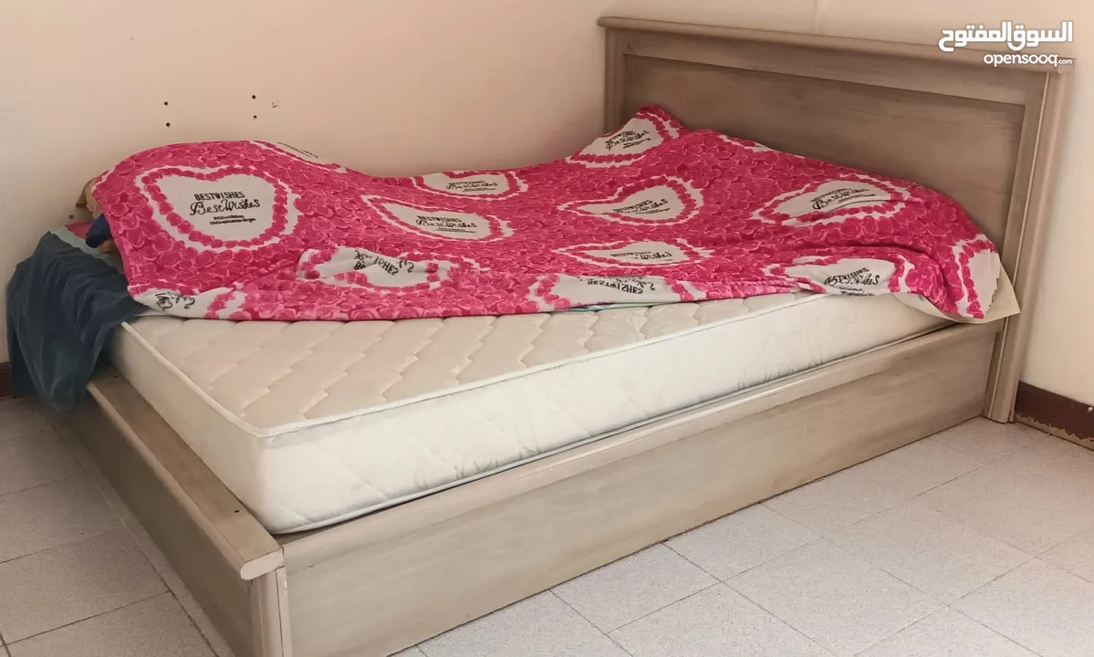 bed with 9" medical mattress (queen size 160x200)  for sale.