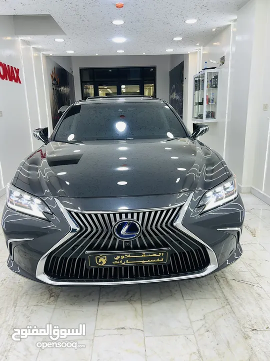 ‏Lexus. ES 300h  2019 ultra package  اعلى صنق