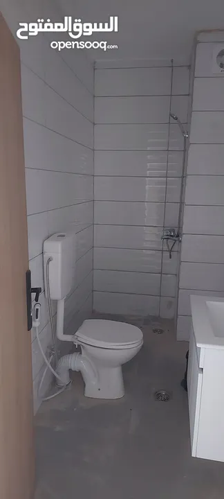 لليجار شقه جديده سطح مرحبا بجانب مخازن صندوقه