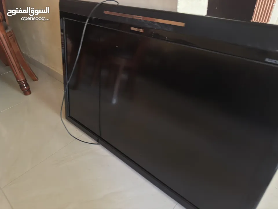 تلفزيون تليفنكن full hd حالتو منيحة عليه