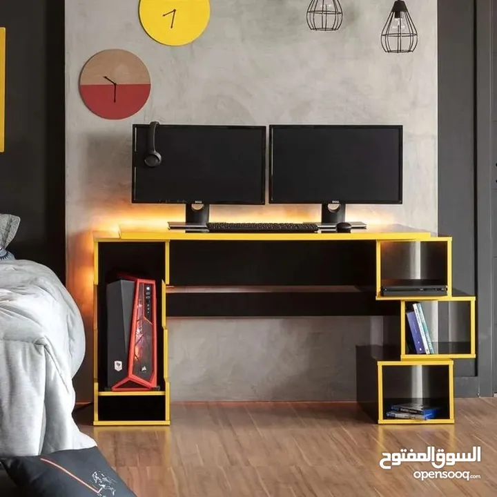 مكتب طاولة جيمنج زاويه متوفر بعدة موديلات والوان مناسبه للدراسة والالعاب