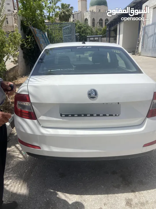 سكودا اوكتافيا 2016