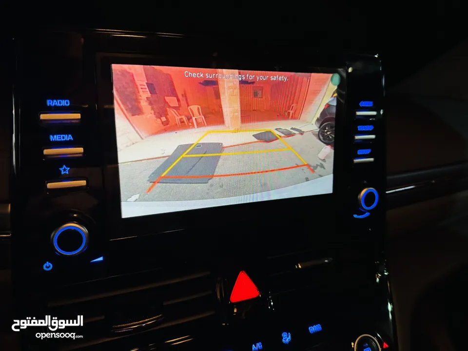 Hyundai IONIQ HYBRID  كفالة على البطارية لغاية 2029 من الوكالة عداد قليل اصلي ،بحالة الوكالة !