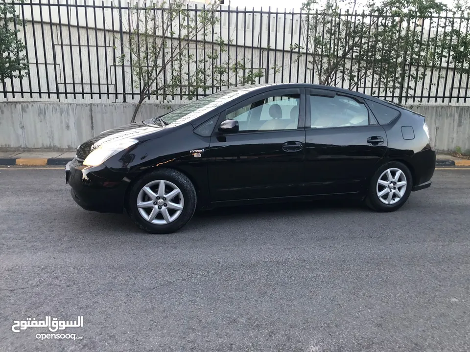 تويوتا بريوس موديل 2009بحاله الشركه