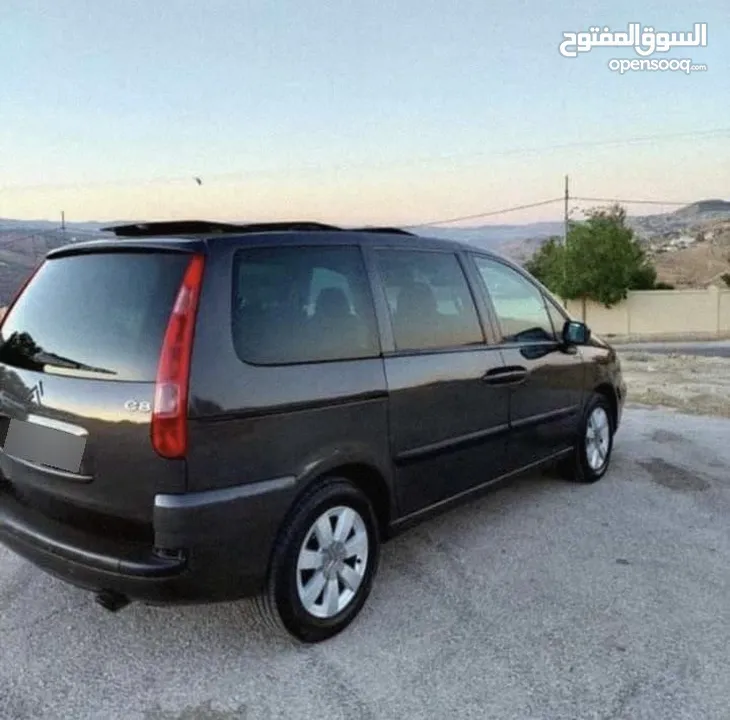 ستروين C8 مرخصة 7 ركاب