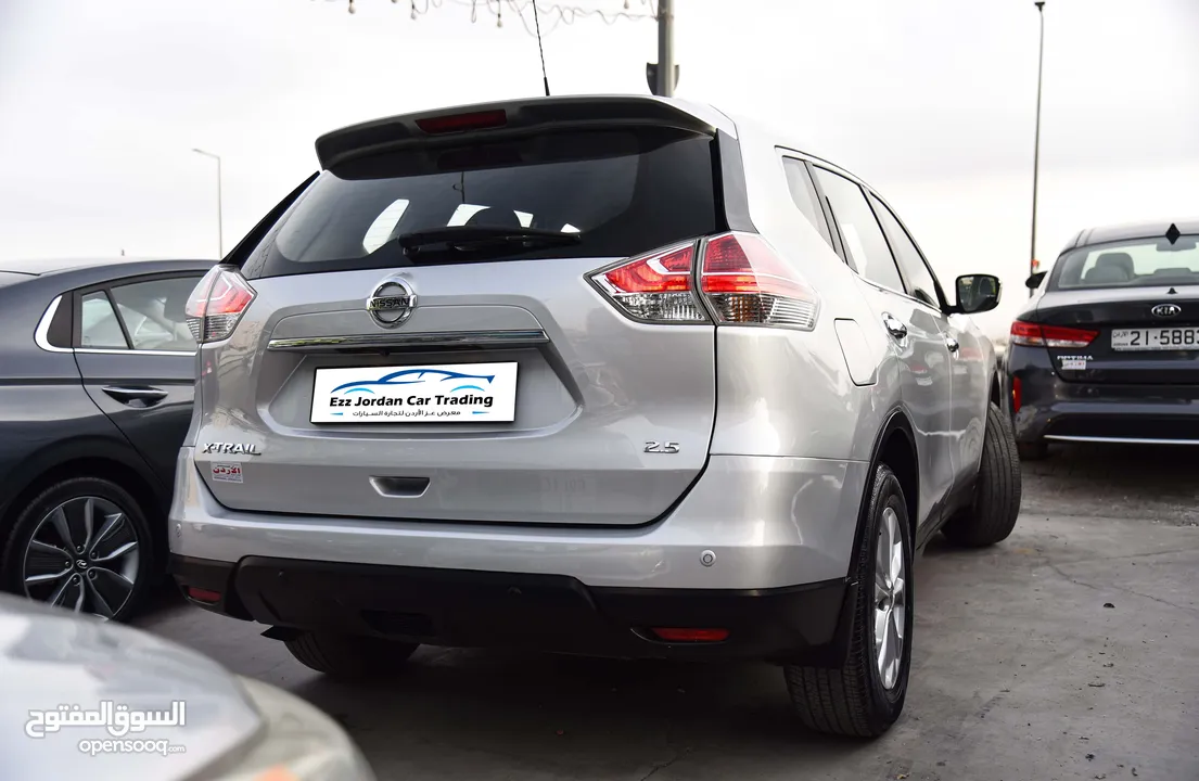 عرض العيد نيسان اكستريل بحالة الوكالة Nissan X-trail SV 2.5 2015