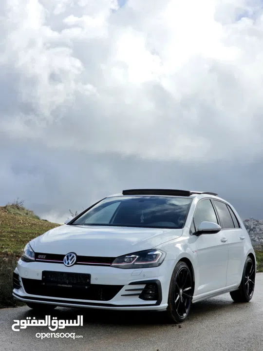 جولف GTI  2019 فل الفل سياره شبابيه
