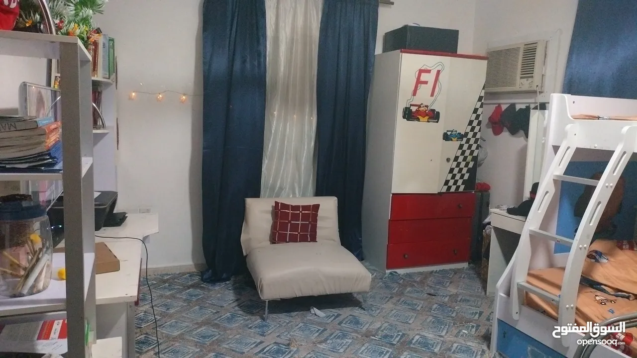 furnished , neat and clean apartment in Al khuwair 33  good location