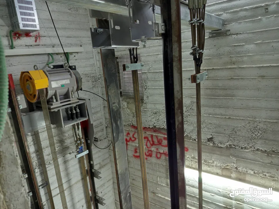 صيانة وتركيب المصاعد فوجي اورونا