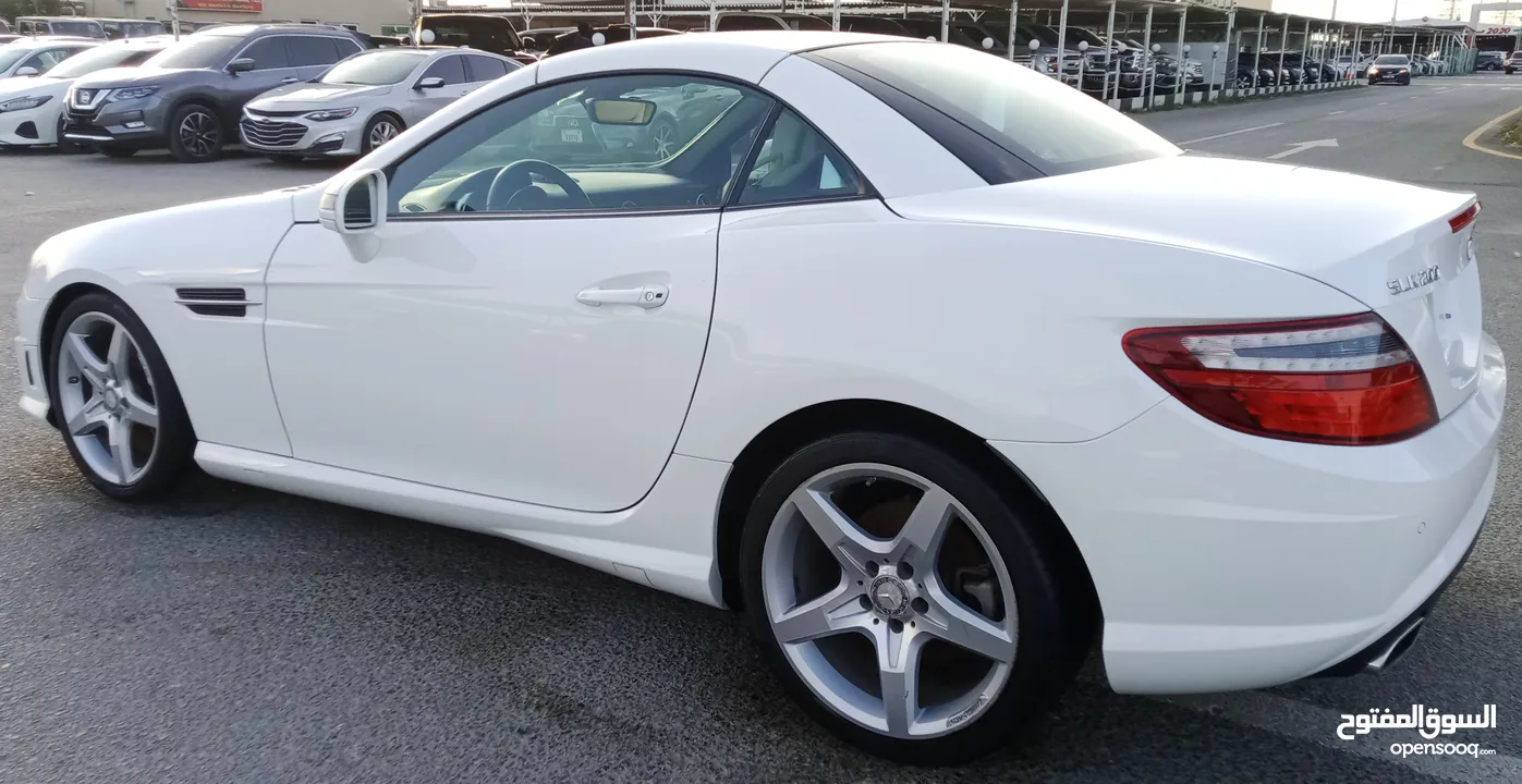 Mercedes-Benz SLK 200 V4 1.8L Model 2015