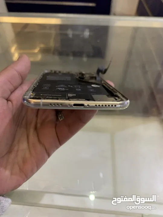 عظمة آيفون xs max