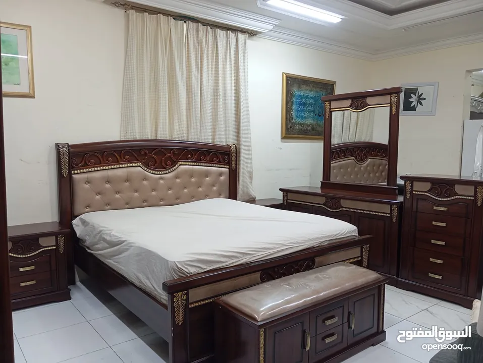 Very good condition luxurious King size bed room set available for sell