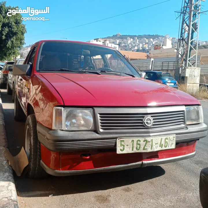 اوبل كورسا للبيع موديل 1986 مطور 1300 جير عادي