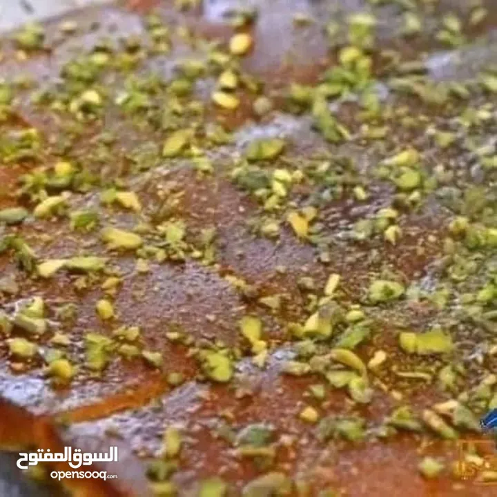 كنافة نابلسية اصيلة بالسمن البلدي الاصلي والجبنة العرقاوية الغنية عن التعريف