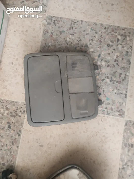 قطع مستعمله و اكسسوارات مختلفة للسيارات