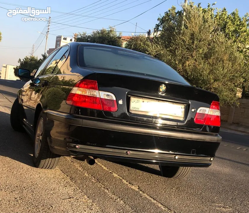 بي ام دبليو BMW موديل 2000  e46