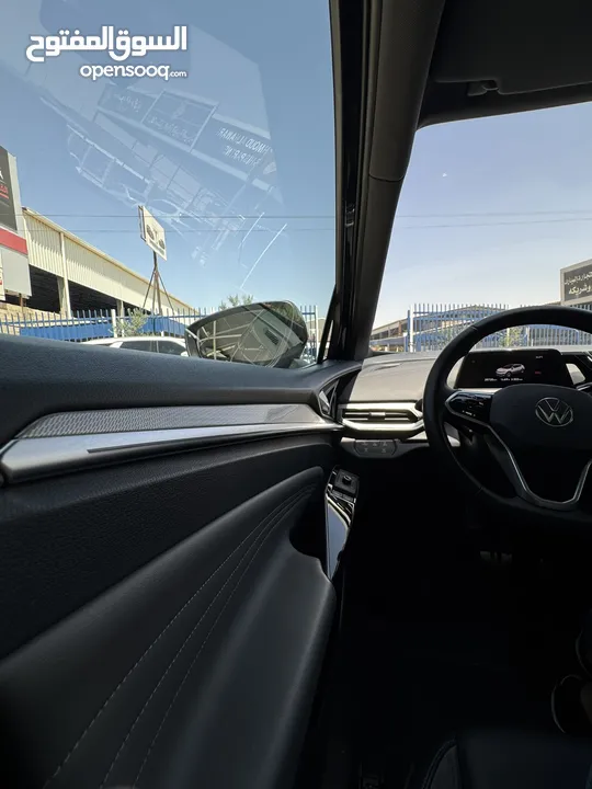VOLKSWAGEN ID4 PRO