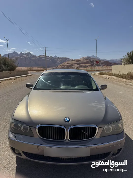 2004 bmw 730i  للبيع أو للبدل على سياره 4wd.