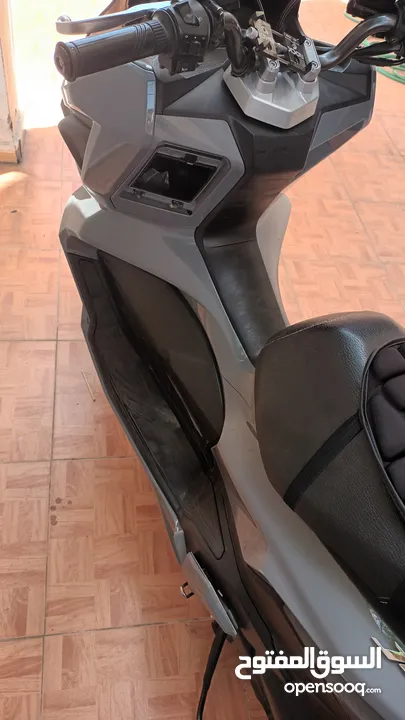 sym jet x 200