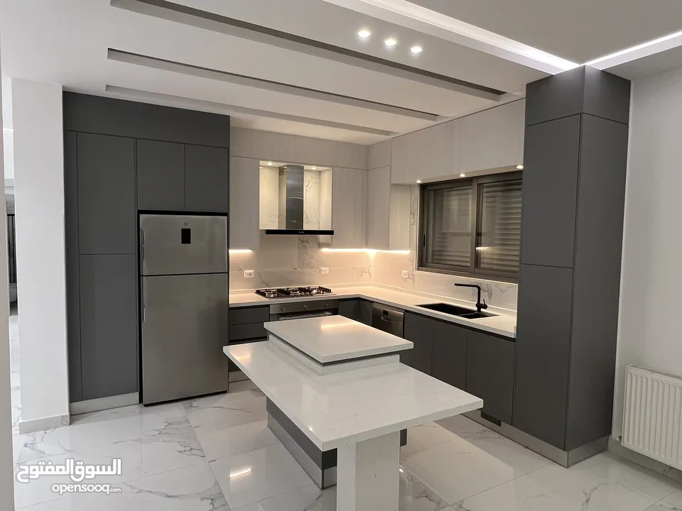 احجز شقتك في مشروع الشميساني باقل الاسعار ابتداءً من 105000دينار،شقق فاخرة جدا قرب سفن ستورز