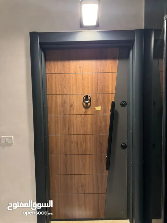 شقه مميزه مساحه 150 طابق ثاني فني