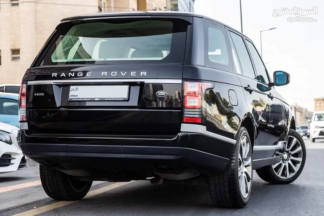 Range Rover Vogue 2014 Hse   السيارة وارد الشركة و مميزة جدا و قطعت مسافة 106,000 كم فقط