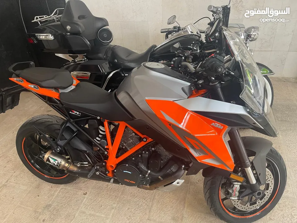 وحش الطرقات – KTM 1290 Super Duke GT موديل 2016  دراجة رياضية وسياحية فاخرة بحالة وكالة للبيع